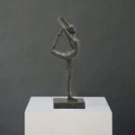 Ballerina beeld bruin metallic H 30 cm.