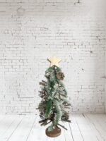 Decoratieve houten kerstboom met sneeuwlook en ster - Afbeelding 3